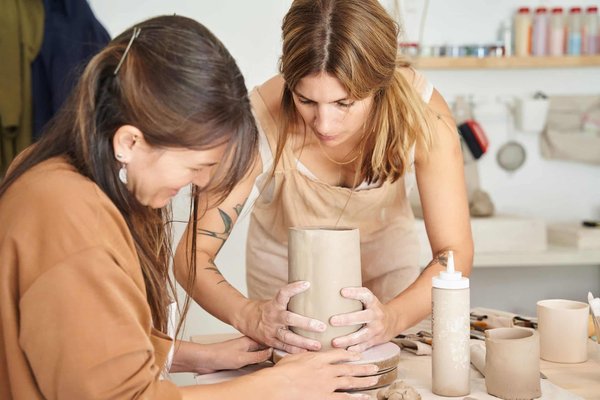 Quels sont les meilleurs ateliers d'initiation à l'artisanat à Paris ?